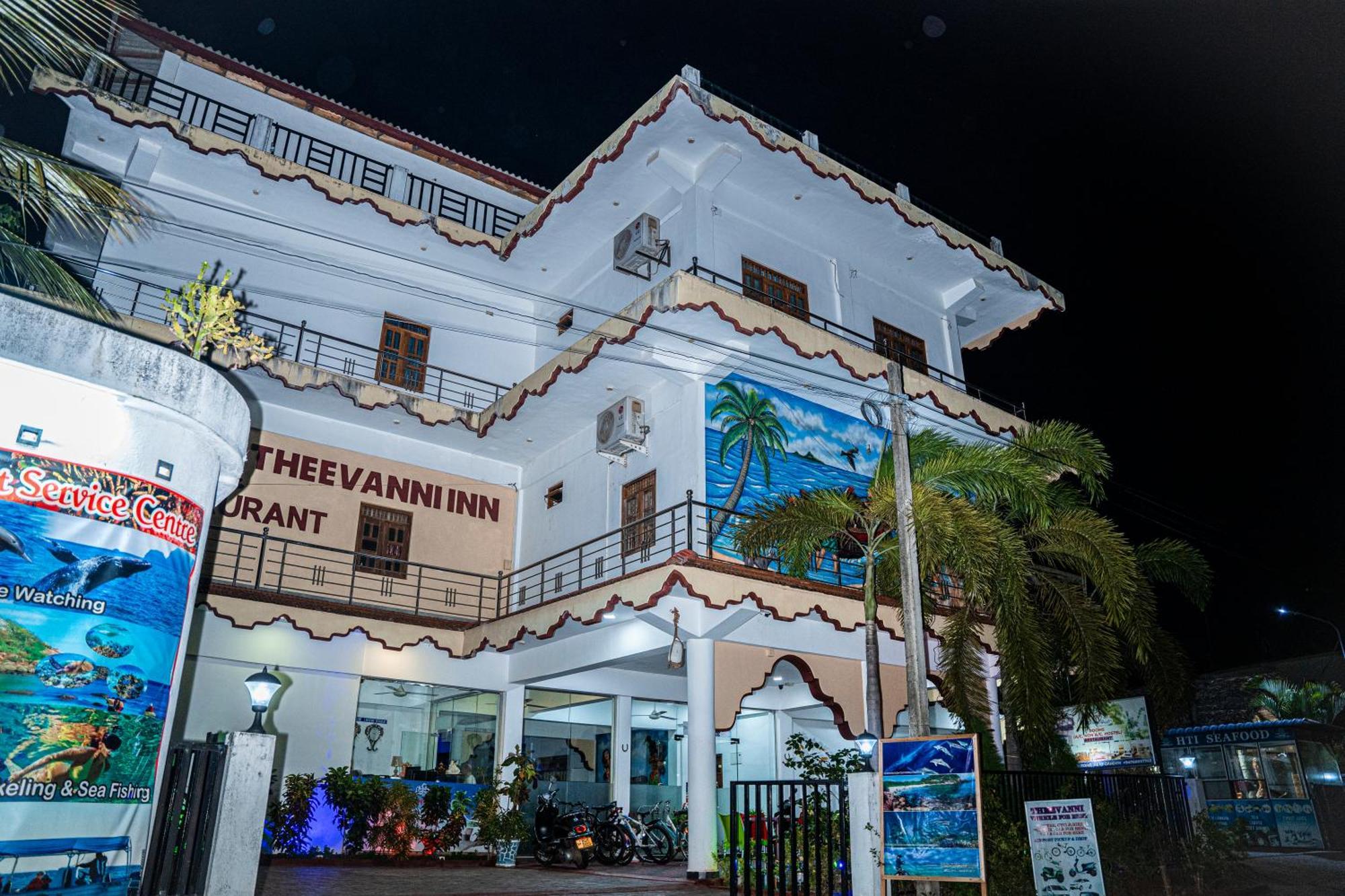 Theevanni Resort 亭可马里 外观 照片