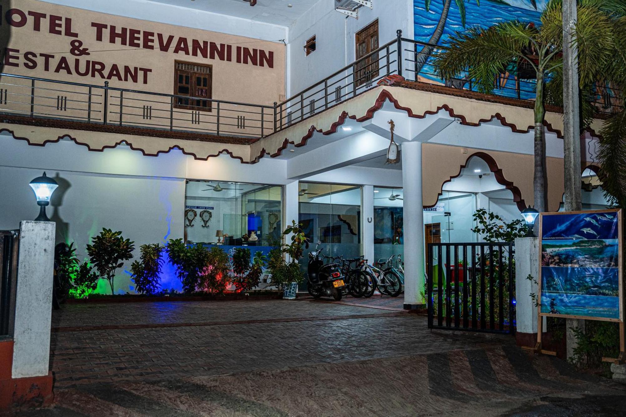 Theevanni Resort 亭可马里 外观 照片
